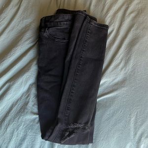 2 regular American eagle jegging med rise
